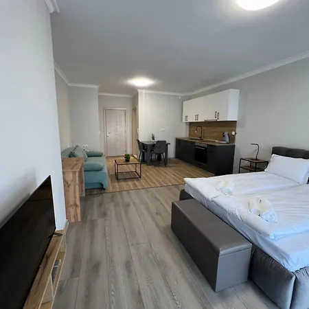 Park And For Guests Apartament *