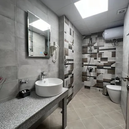 Apartament Park And For Guests