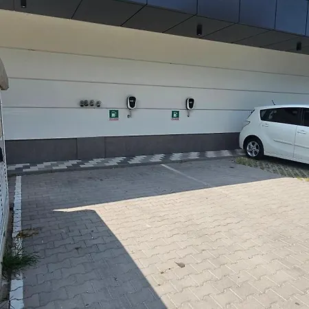 Park And For Guests *